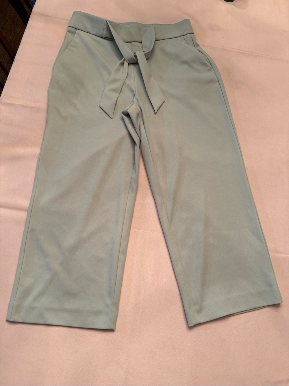 Anne Klein Sage Green Tie-Waist Cropped Pants